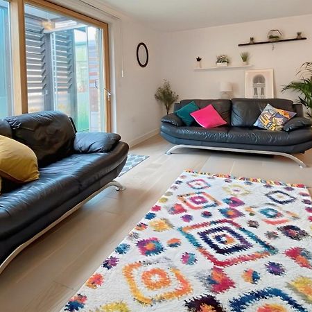Cambridge Stays - Apartment At Addenbrooke Hospital And Bio Campus - Free Private Parking Kültér fotó